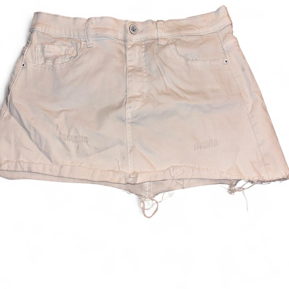 Sneak Peek Light Cream Denim Skorts